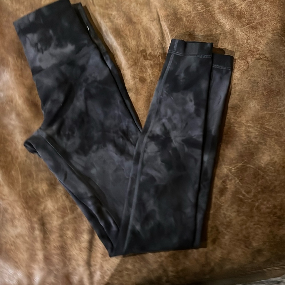 Lululemon leggings sz 4